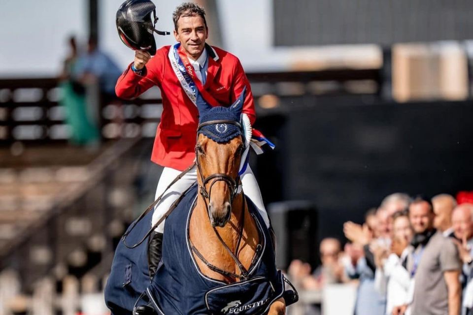 Chippendel de la Tour - Omar Bonomelli - ©Omar Bonomelli Chippendel de la Tour - Omar Bonomelli - ©Omar Bonomelli