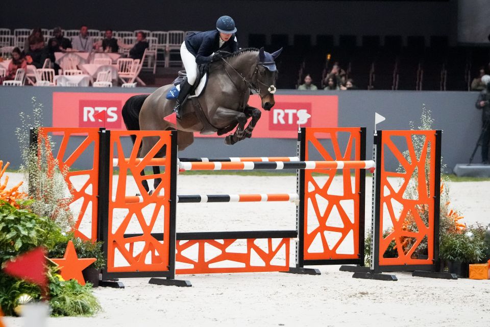 Pivoine de la Pomme Z - Evelyne Putters - &copy;Sportfot