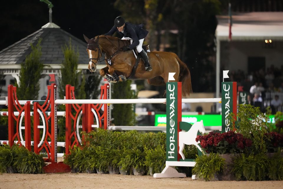 Contagious - McLain Ward - ©Sportfot Contagious - McLain Ward - ©Sportfot