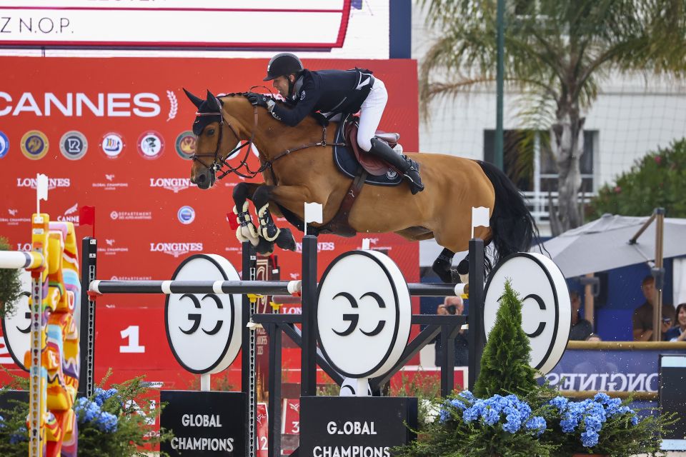 Beauville Z N.O.P. - Maikel van der Vleuten - ©LGCT Cannes (2) Beauville Z N.O.P. - Maikel van der Vleuten - ©LGCT Cannes (2)