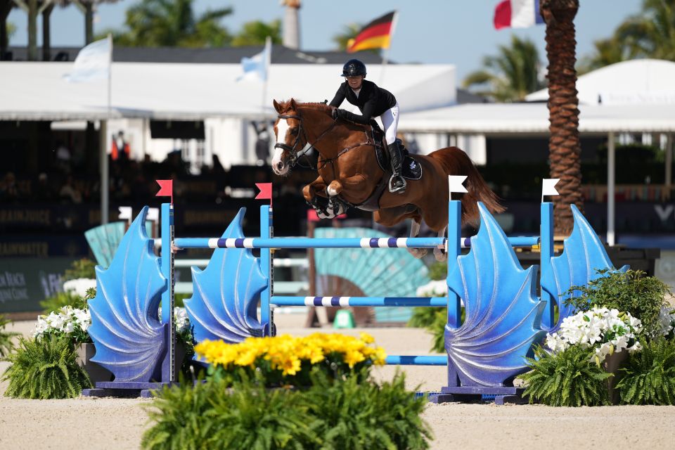 De Flor 111 Z - Erynn Ballard - &copy;Sportfot