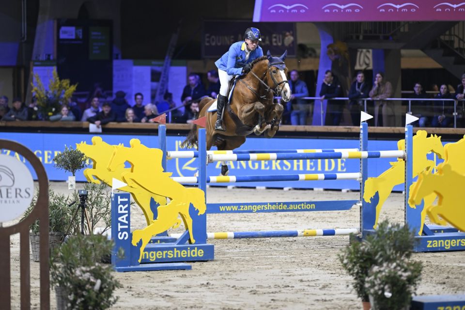 SIres_Otterongo ALpha Z_Christian Ahlmann20230217-_PF31857 (Groot) SIres_Otterongo ALpha Z_Christian Ahlmann20230217-_PF31857 (Groot)