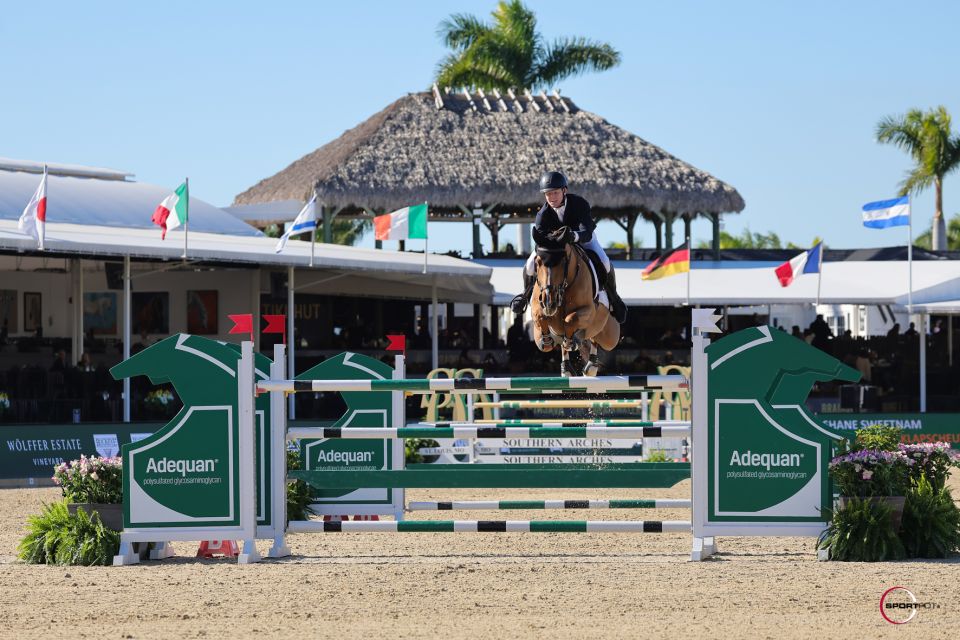 Coriaan Van Klapscheut Z - Shane Sweetnam - ©Sportfot WEF Coriaan Van Klapscheut Z - Shane Sweetnam - ©Sportfot WEF