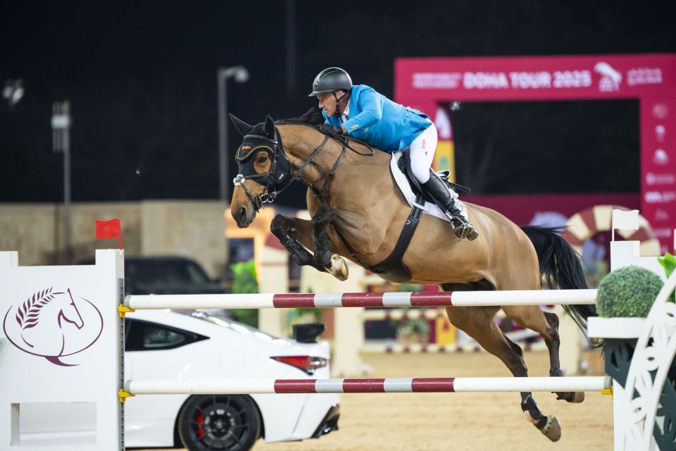 Equitron Melody Vd Smidshoeve - Gerfried Puck - ©Doha Tour - Lukasz Kowalski (1) Equitron Melody Vd Smidshoeve - Gerfried Puck - ©Doha Tour - Lukasz Kowalski (1)