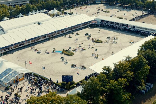 2 Zangersheide - Drone stills.00_05_31_16.Still005 (Large)