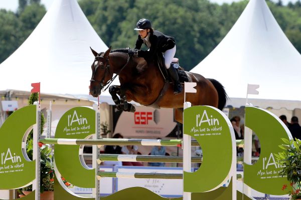 Hera van 't Roosakker & Bella Teoline  Hera van 't Roosakker & Bella Teoline