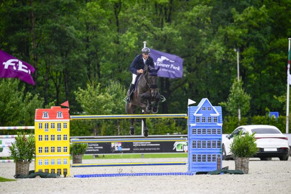 2023-08-06_17.14.50_Sen_0479 2023-08-06_17.14.50_Sen_0479