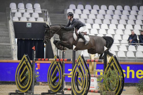 Elfra Van Beek Z Elfra Van Beek Z