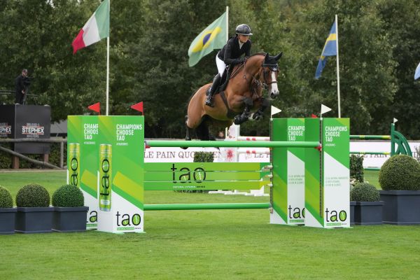 Azur Z - Antonia Pettersson H&auml;ggstr&ouml;m - &copy;Sportfot